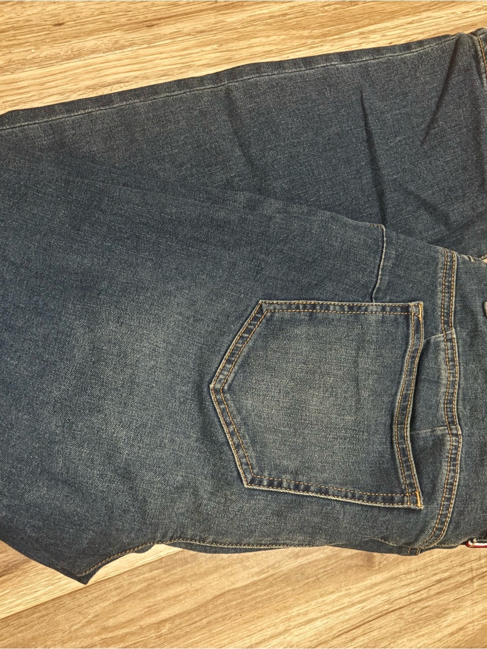 Tommy Hilfiger Women's Dark Blue Skinny Jeans - Picture 3 of 4